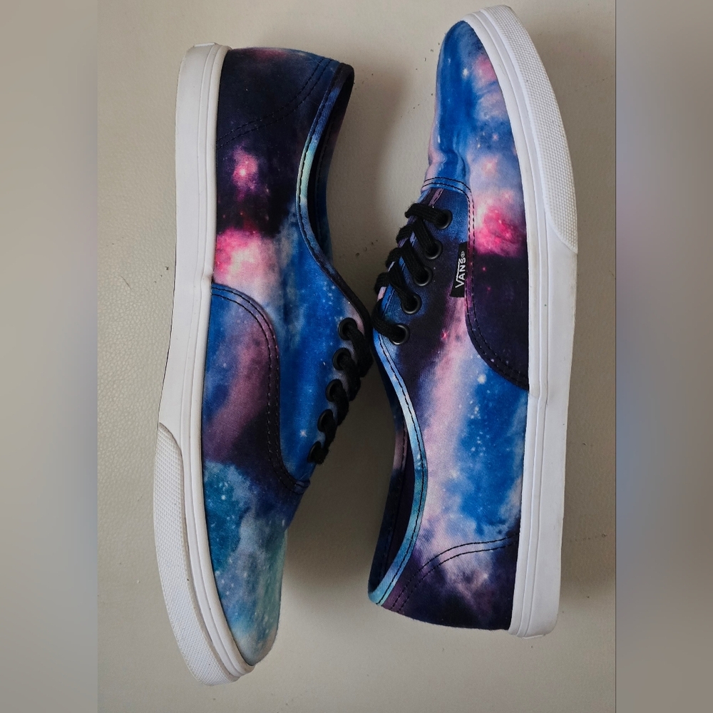 Size 7.5 - Woman's - Atwood Low Galaxy